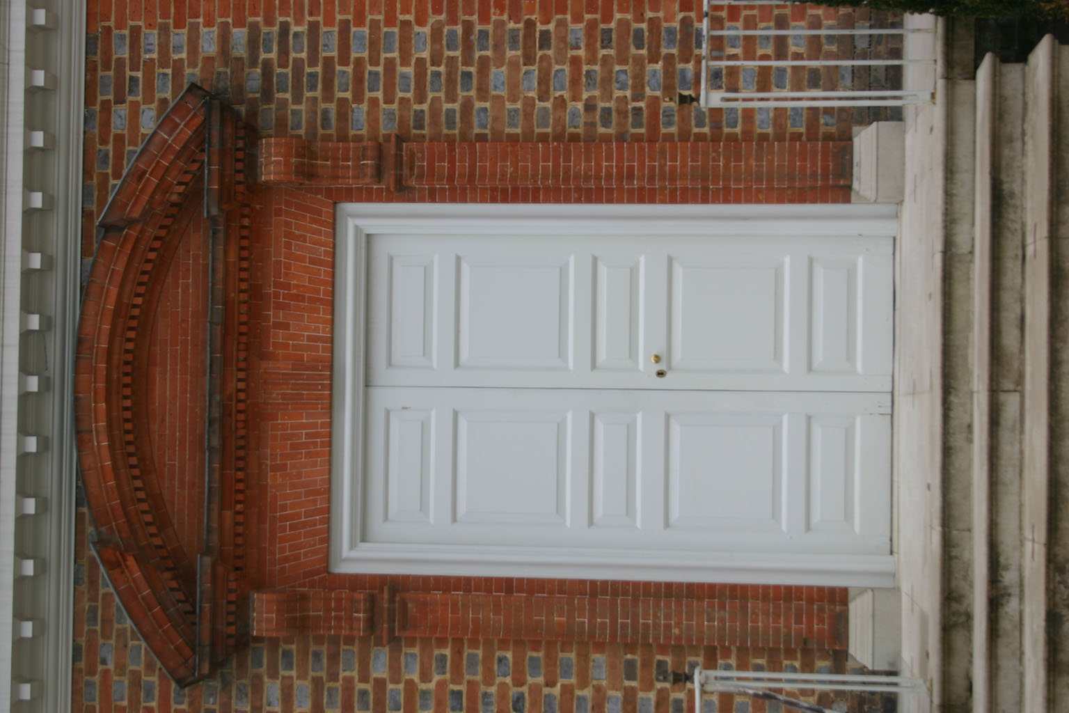 door02